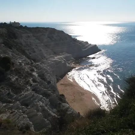 Baia Di Akragas *